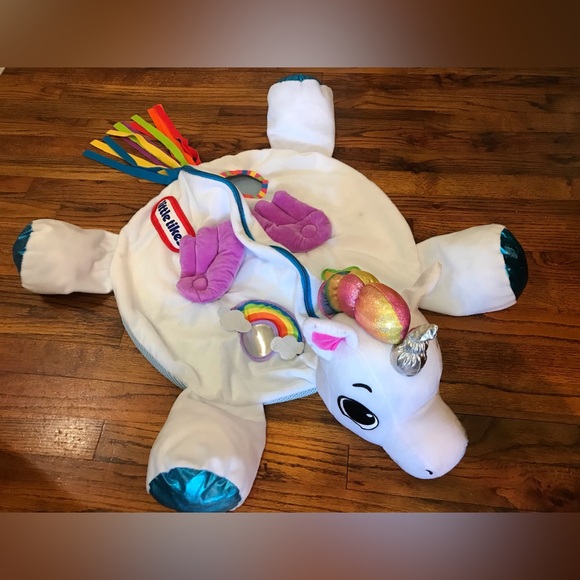 Little Tikes Baby Activity Gym & Play Mat, Pillow Rainbow Unicorn
Travel Learn - Picture 13 of 16